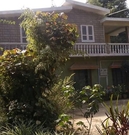 Hill Side Estate Apartamento Madikeri Exterior foto