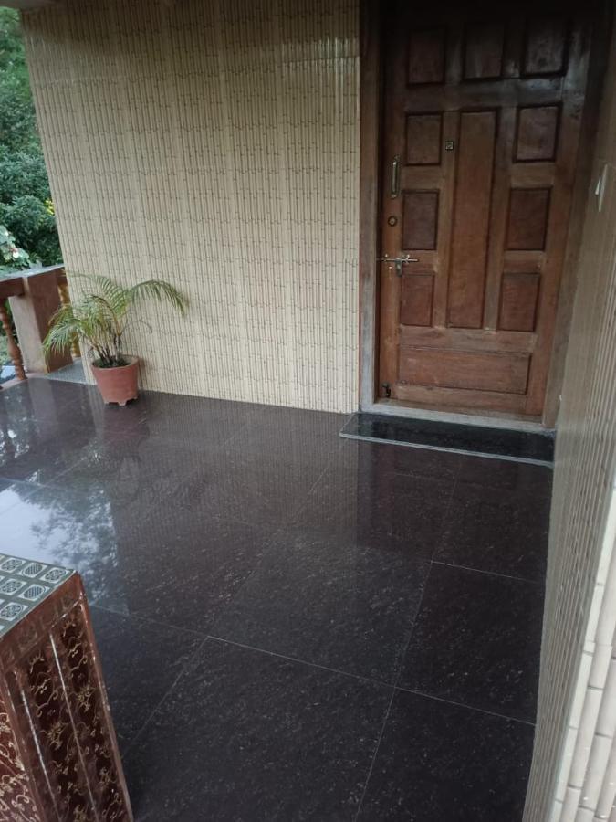 Hill Side Estate Apartamento Madikeri Exterior foto